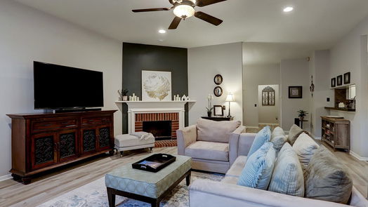 Houston null-story, 3-bed 9858 N Villa Drive-idx