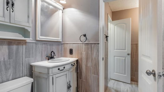 Houston 1-story, 3-bed 9210 Golden Meadow Drive-idx