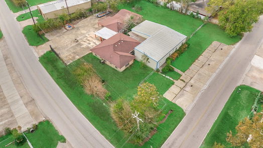 Houston null-story, 4-bed 9103 Shoal Creek Drive-idx
