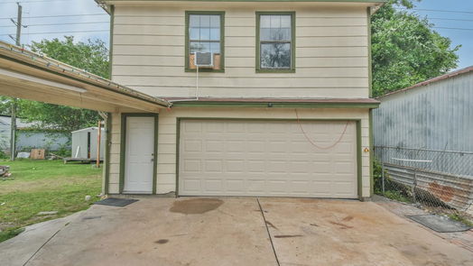 Houston 1-story, 2-bed 9714 Plum Ridge Drive-idx