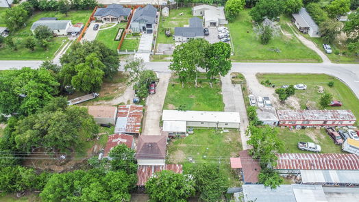 Houston null-story, 2-bed 9714 Plum Ridge Drive-idx