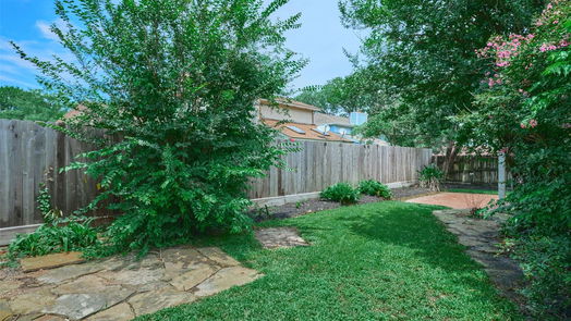 Houston 2-story, 3-bed 9935 Villa Verde Drive-idx