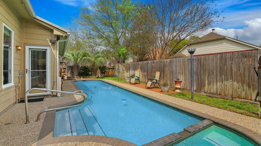 Houston 1-story, 4-bed 8734 Backcove Court-idx