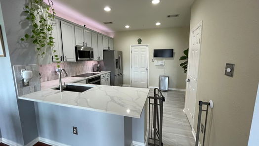 Houston 2-story, 3-bed 8026 Loyel Pointe Drive-idx