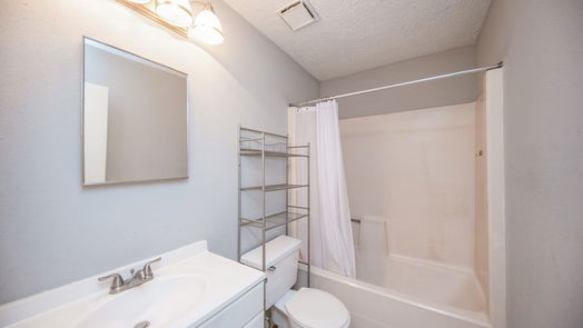 Houston 1-story, 3-bed 9225 Waving Fields Drive-idx