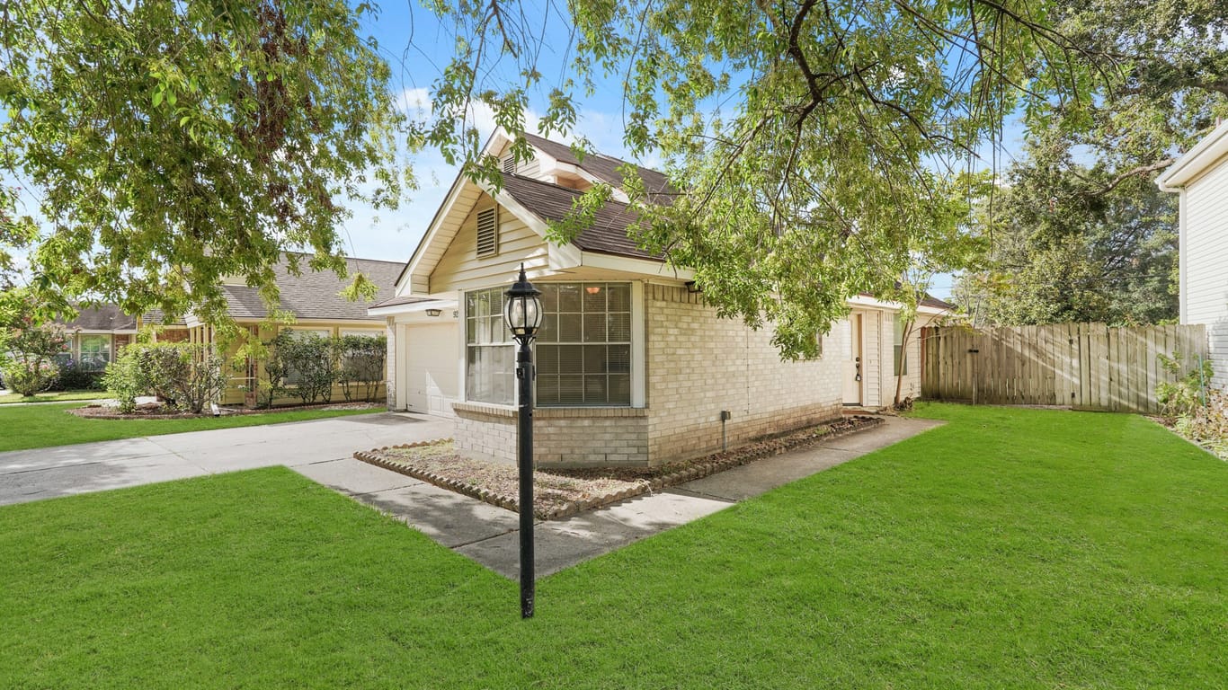 Houston 1-story, 3-bed 9239 Waving Fields Drive-idx