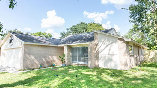 Houston 1-story, 4-bed 8334 Pebbledowne Drive-idx