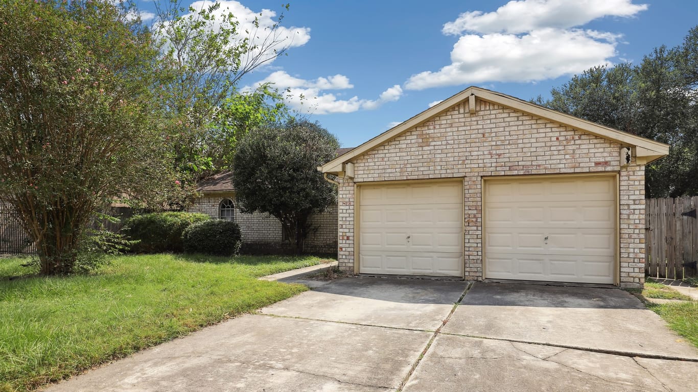 Houston 1-story, 3-bed 10211 Golden Meadow Drive-idx