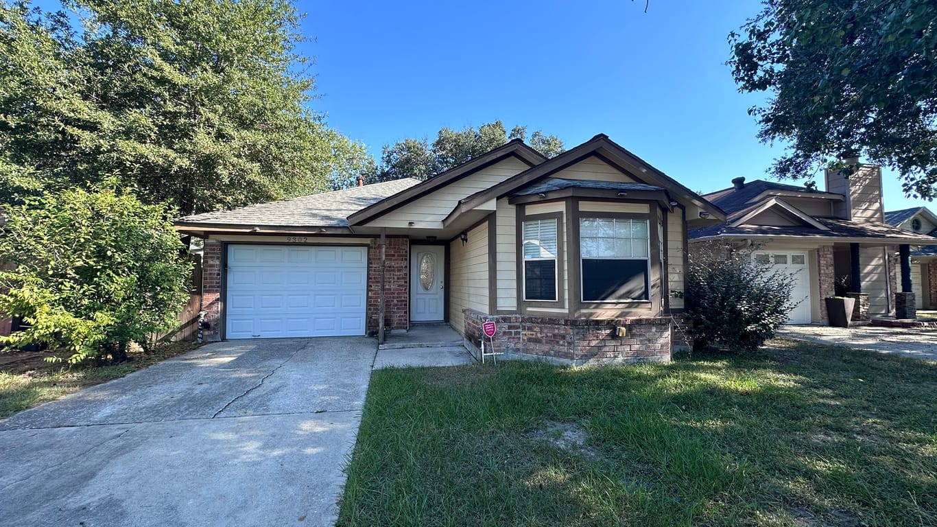 Houston 1-story, 3-bed 9302 Crescent Moon Drive-idx