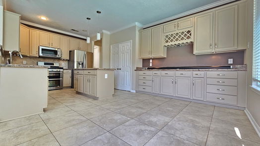 Houston 1-story, 4-bed 8734 Backcove Court-idx