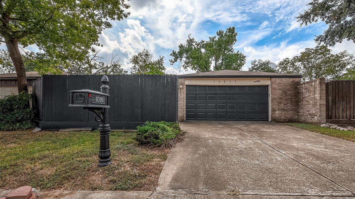 Houston 1-story, 3-bed 10811 Indian Ledge Drive-idx