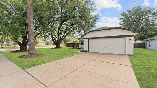 Houston 1-story, 3-bed 10503 Waving Fields Drive-idx