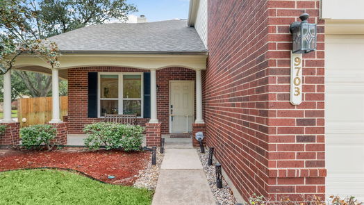 Houston 2-story, 4-bed 9703 Trailing Moss Drive-idx