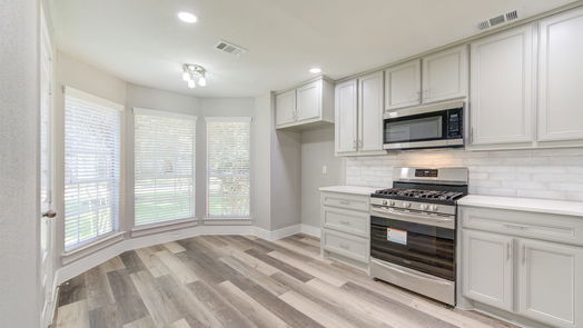 Houston 2-story, 3-bed 9734 Knights Drive-idx