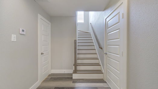 Houston 2-story, 3-bed 9734 Knights Drive-idx