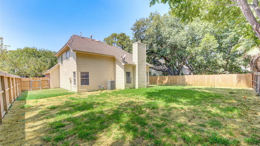 Houston 2-story, 3-bed 9734 Knights Drive-idx
