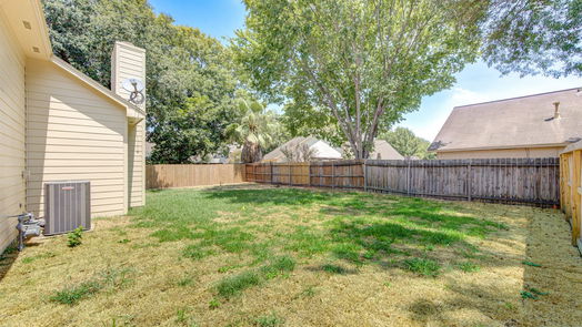 Houston 2-story, 3-bed 9734 Knights Drive-idx