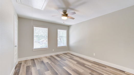 Houston 2-story, 3-bed 9734 Knights Drive-idx