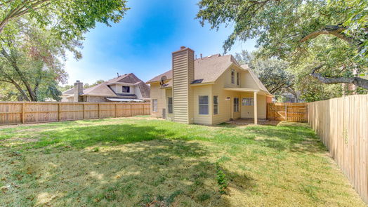 Houston 2-story, 3-bed 9734 Knights Drive-idx