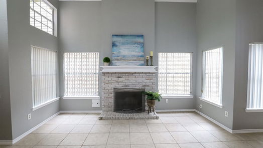 Houston 2-story, 3-bed 11315 Meadowchase Drive-idx