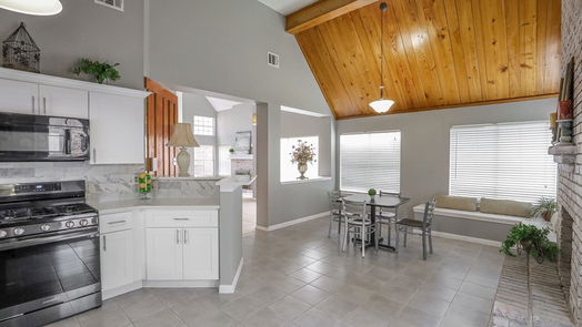 Houston 2-story, 3-bed 11315 Meadowchase Drive-idx