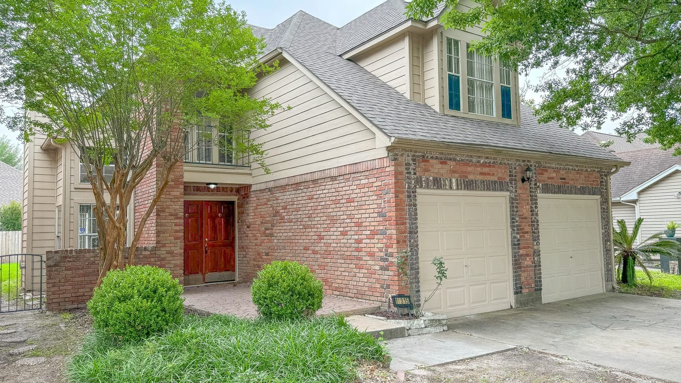 Houston 2-story, 3-bed 11315 Meadowchase Drive-idx