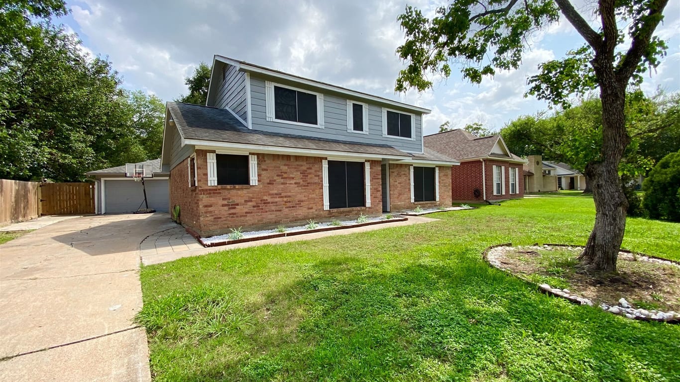 Houston 2-story, 3-bed 13307 Bexhill Drive-idx