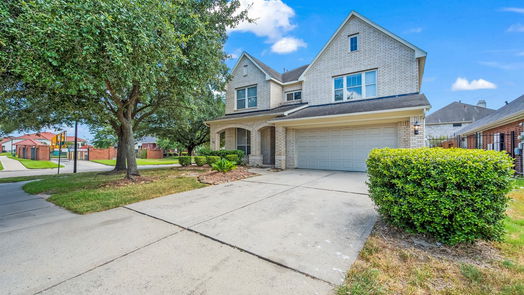 Houston 2-story, 5-bed 10130 Lakeside Gables Drive-idx