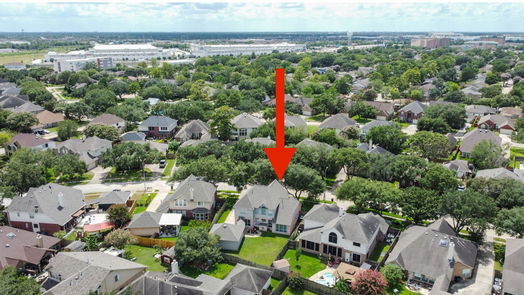 Houston 2-story, 4-bed 10718 N Belmont Court-idx