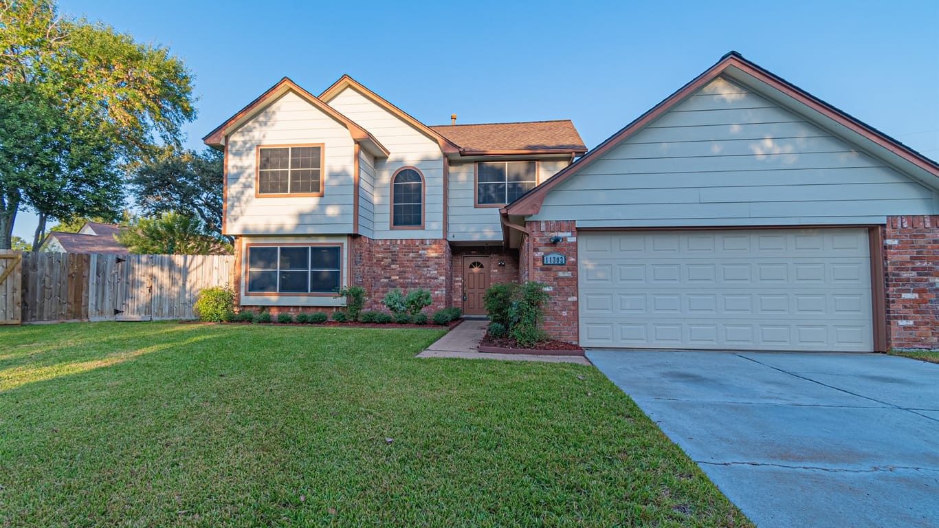 Houston 2-story, 3-bed 11302 Creighton Court-idx