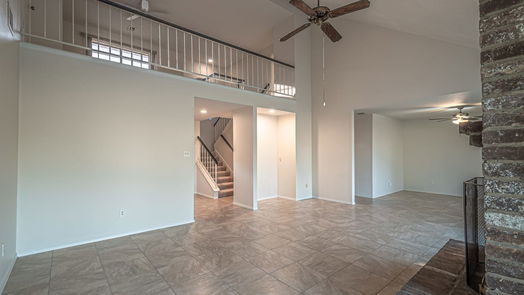 Houston 2-story, 3-bed 11302 Creighton Court-idx