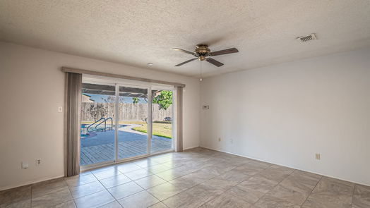 Houston 2-story, 3-bed 11302 Creighton Court-idx