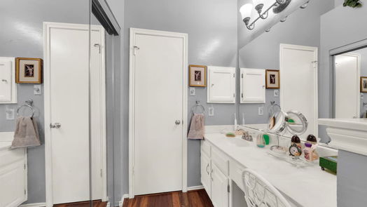 Houston 2-story, 3-bed 11727 Meadowchase Drive-idx