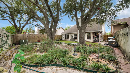 Houston 2-story, 3-bed 11727 Meadowchase Drive-idx