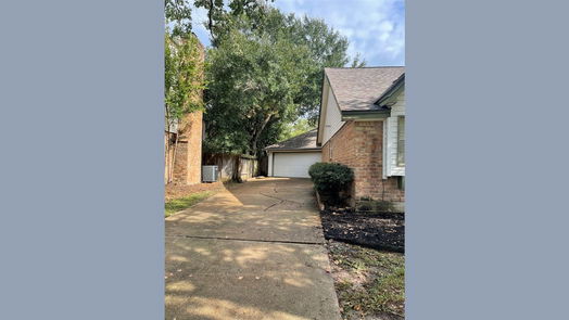 Houston null-story, 3-bed 11614 Fallwood Drive-idx