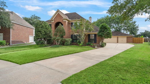 Houston 2-story, 4-bed 10938 Tulip Garden Court-idx