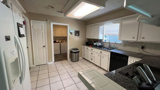 Houston 2-story, 4-bed 5410 Spanish Oak Drive-idx