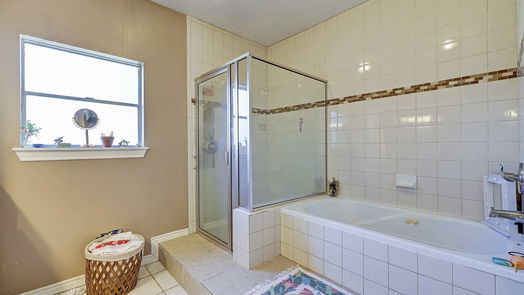 Houston 2-story, 4-bed 6722 Brittany Park Ln-idx