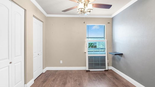 Houston 1-story, 5-bed 5615 Green Pines Drive-idx