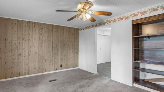 Houston 1-story, 5-bed 5615 Green Pines Drive-idx