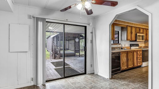 Houston 1-story, 5-bed 5615 Green Pines Drive-idx