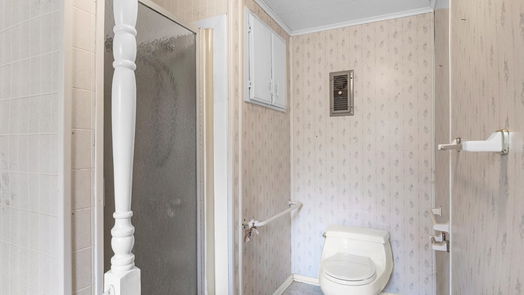Houston 1-story, 5-bed 5615 Green Pines Drive-idx