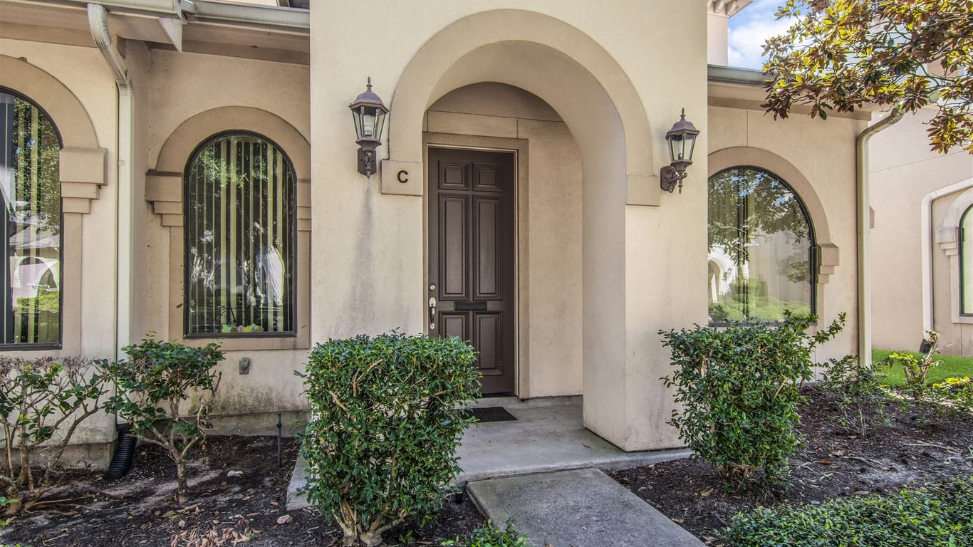 Houston 1-story, 0-bed 12806 Willow Centre Drive-idx