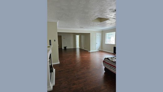 Houston 2-story, 5-bed 5914 Foresthaven Drive-idx