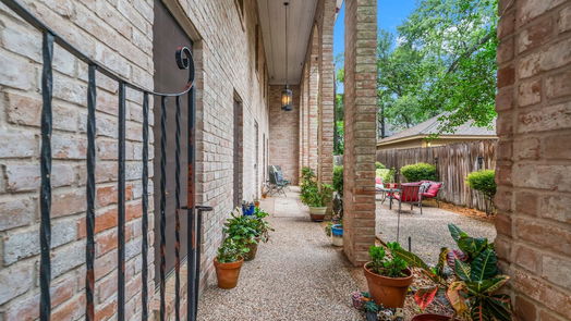 Houston 2-story, 4-bed 5310 Pebble Springs Drive-idx