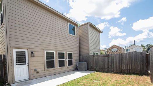 Houston 2-story, 3-bed 5214 Dauntless Drive-idx