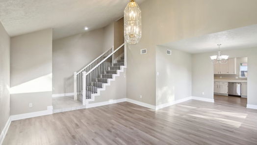 Houston 2-story, 3-bed 4702 Brooklawn Drive-idx