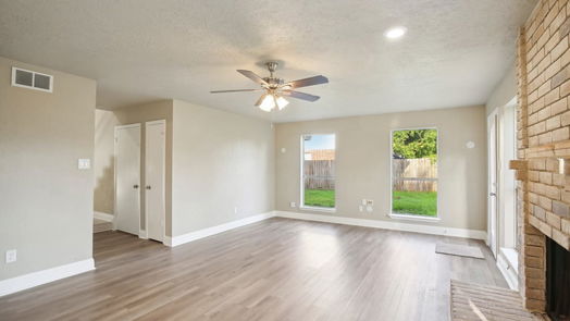 Houston 2-story, 3-bed 4702 Brooklawn Drive-idx