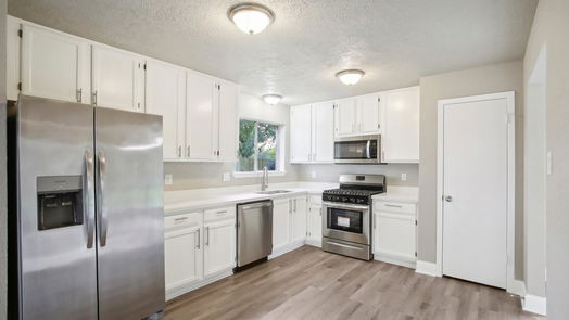Houston 2-story, 3-bed 4702 Brooklawn Drive-idx