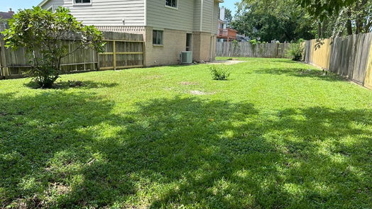 Houston 2-story, 3-bed 4702 Brooklawn Drive-idx